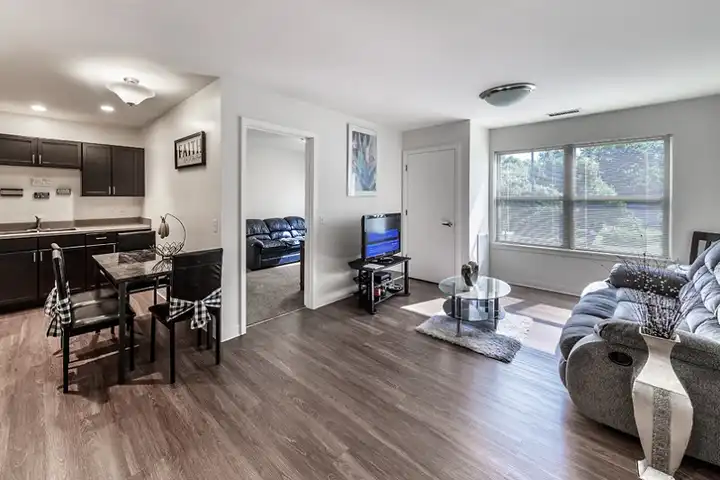 8920 S Loomis - Chicago, IL | Rent.