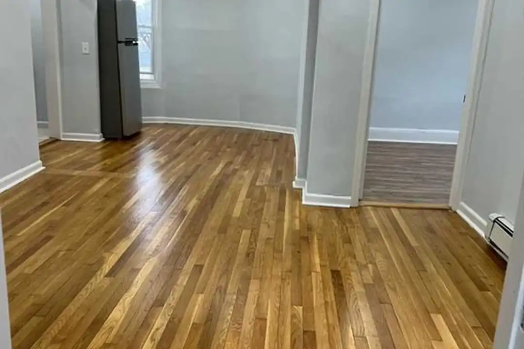 215 Elm Ave unit 2 - View 3