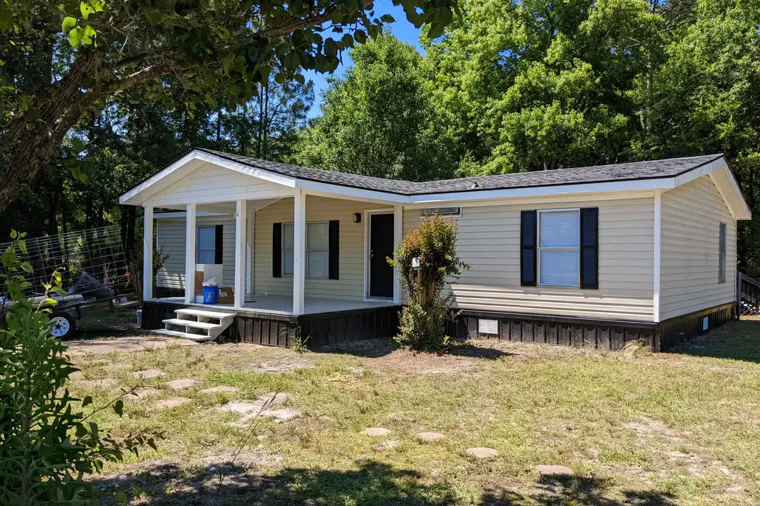 716 Scott Dr – photo 1 of 15