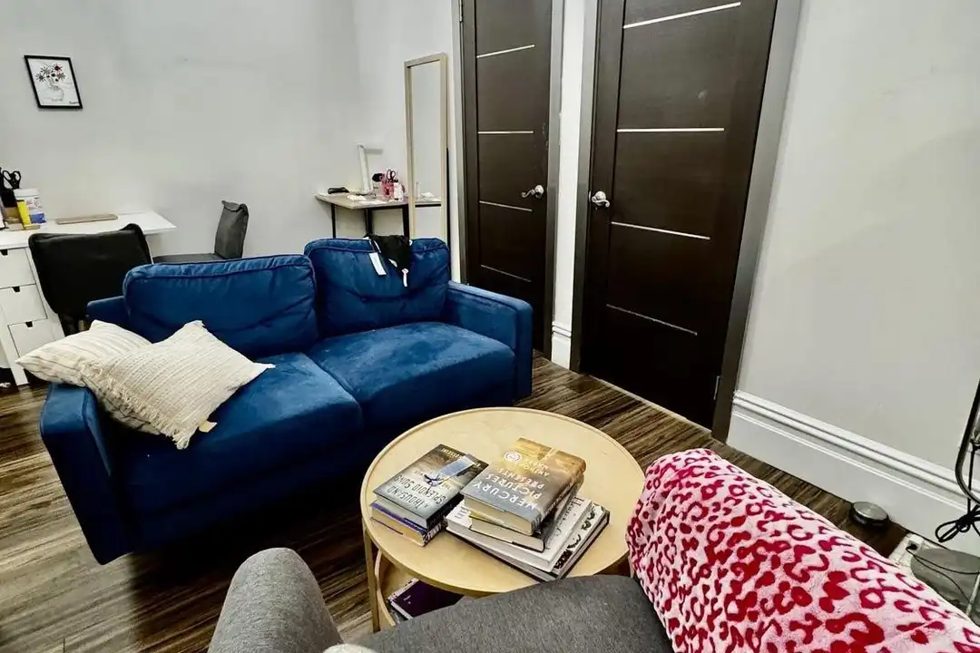 321 W 89th St #4 – pohled 3