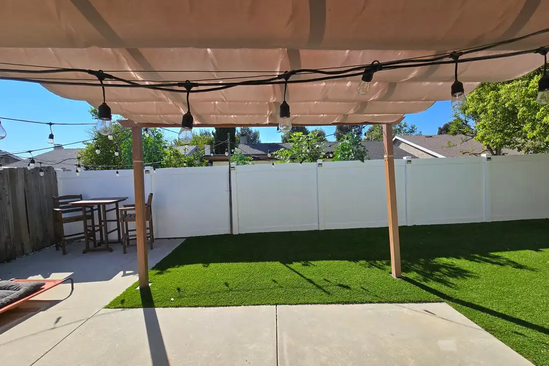 4335 Fireside Ln - View 6