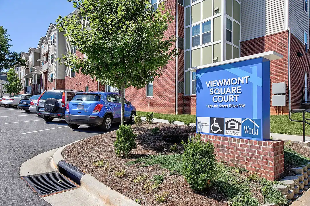 Viewmont Square - View 2