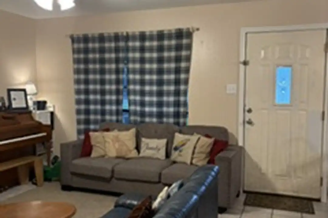 4111 Shawnee Cir – photo 1