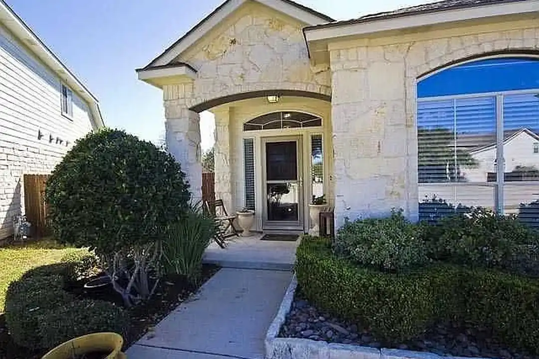 House in Austin - View 2