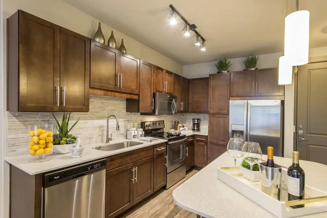 2912 Milam St - View 3