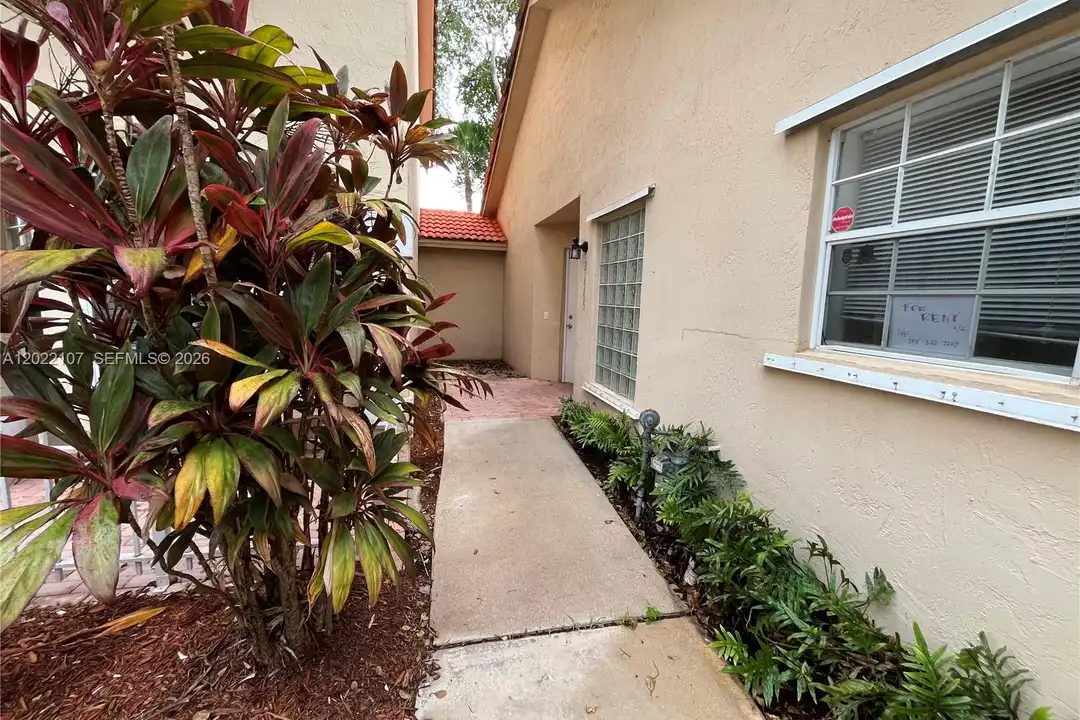 21565 SW 87th Ct unit 0 - View 3