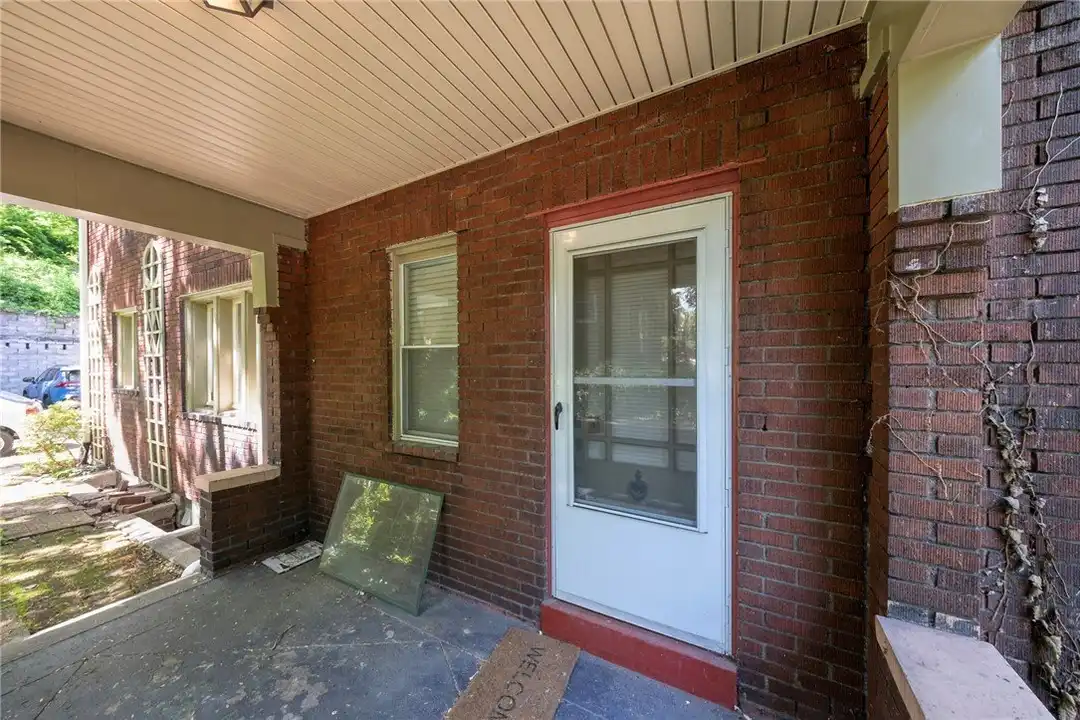 House in Pittsburgh - View 4