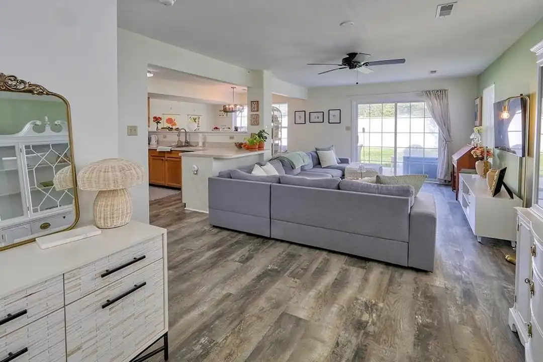 108 Seabright Way #B5 – photo 1 of 35