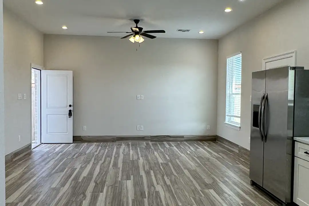 9101 Virtue St unit 9101 - View 2