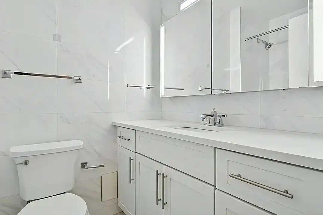 247 W 87th St unit 5E – další