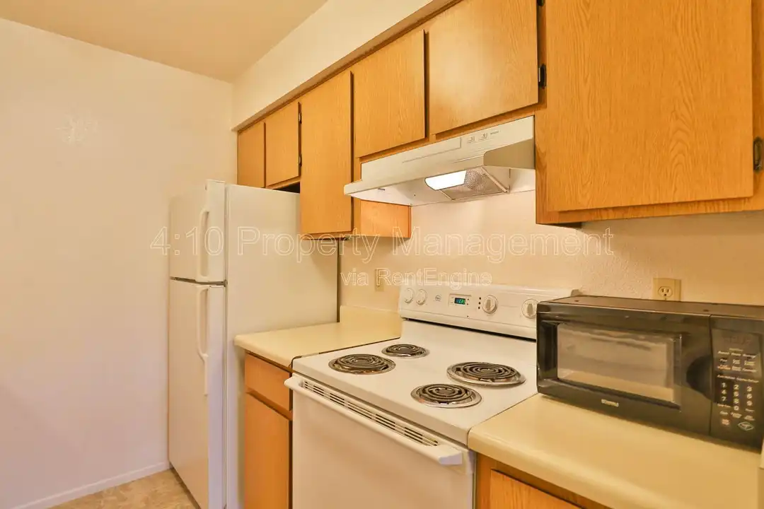 Apartment in Mesa - More