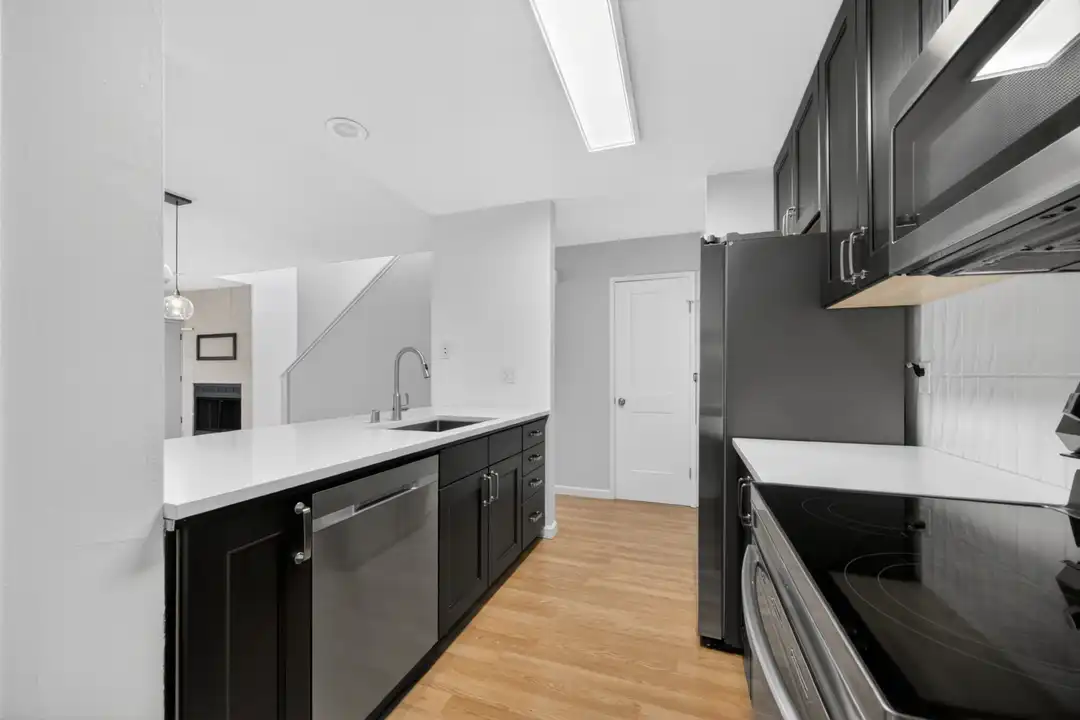 2201 The Alameda unit 1 # 27 - View 4