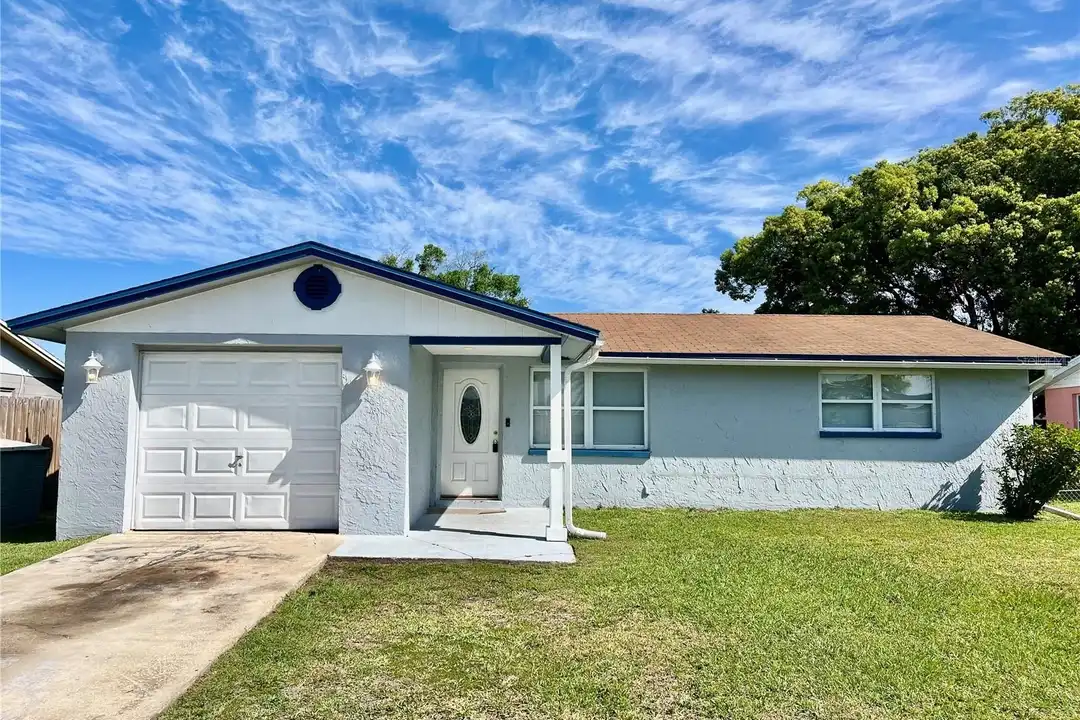 3405 Wilson Dr – photo 1