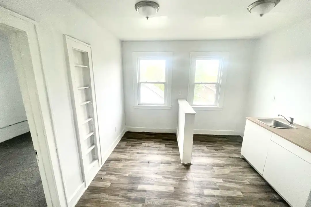Apartment in Detroit, Wayne - View 4