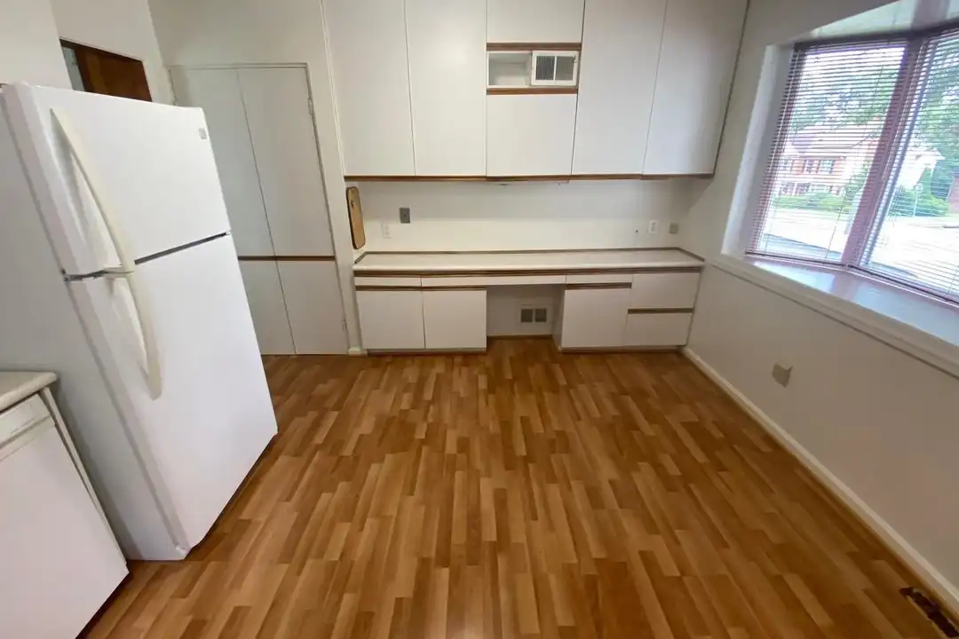 6411 E Halbert Rd - View 3