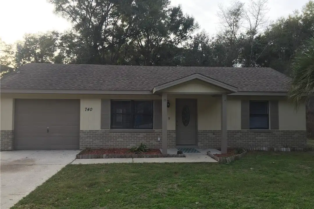 740 N Charles Ave – photo 1