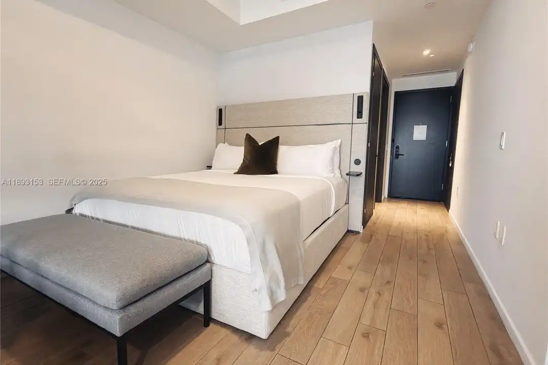 98 NE 5th St unit 2307 – pohled 3