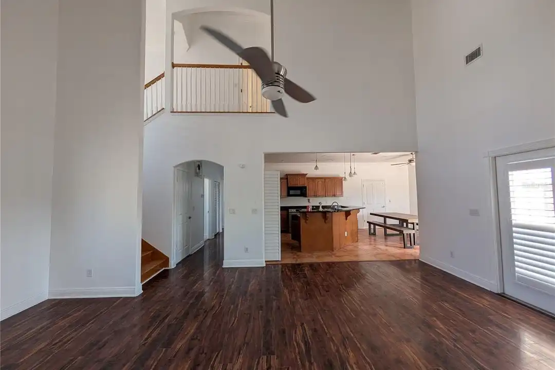 7436 Islander Ln - View 3