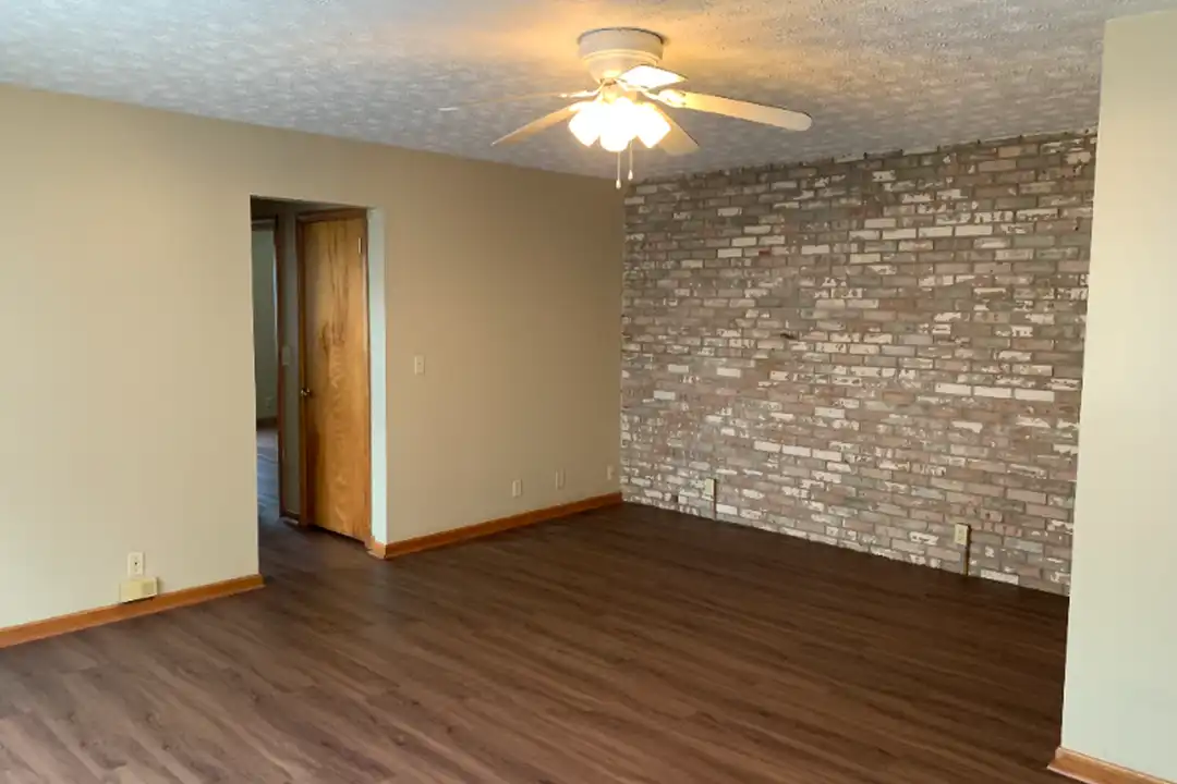 515 Monroe Ave unit 2 – photo 1