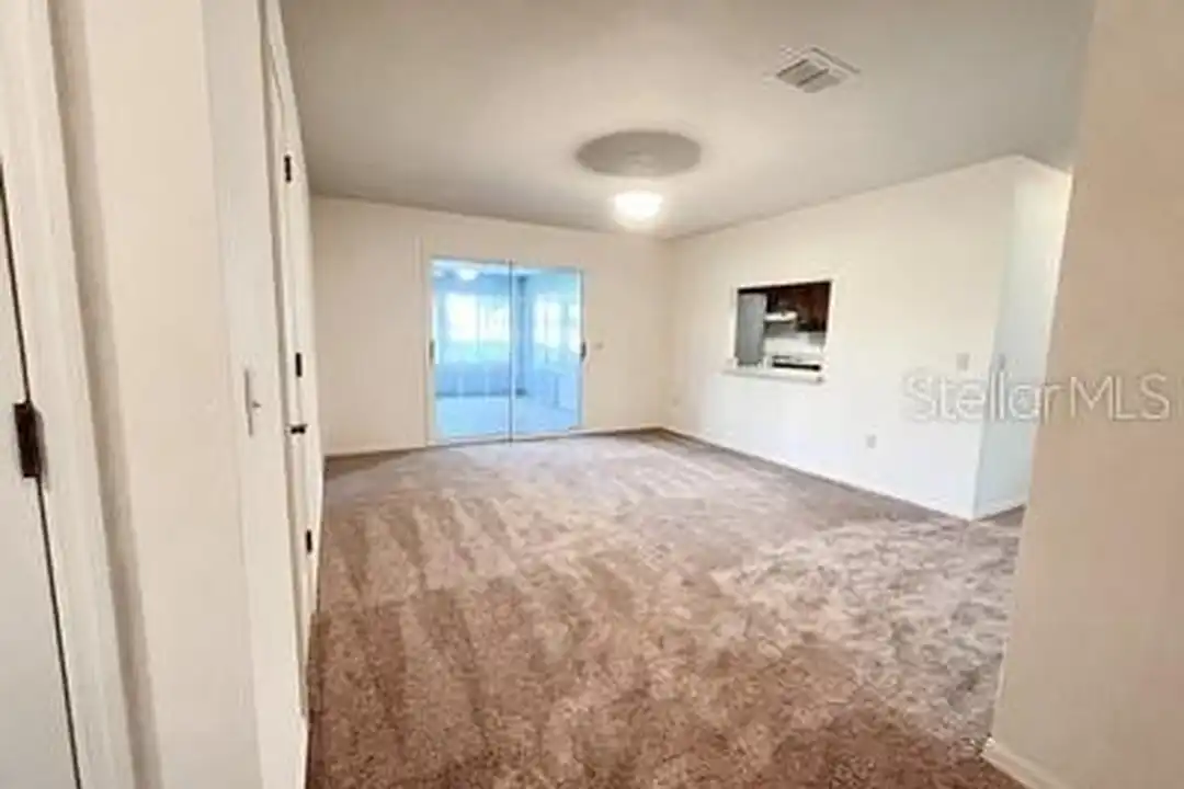 7103 NW 21st St - View 6