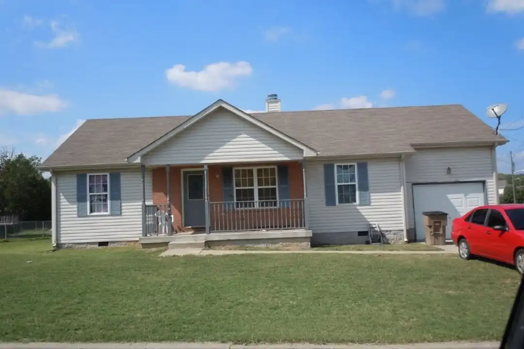1900 Peaceful Brook Dr - View 4