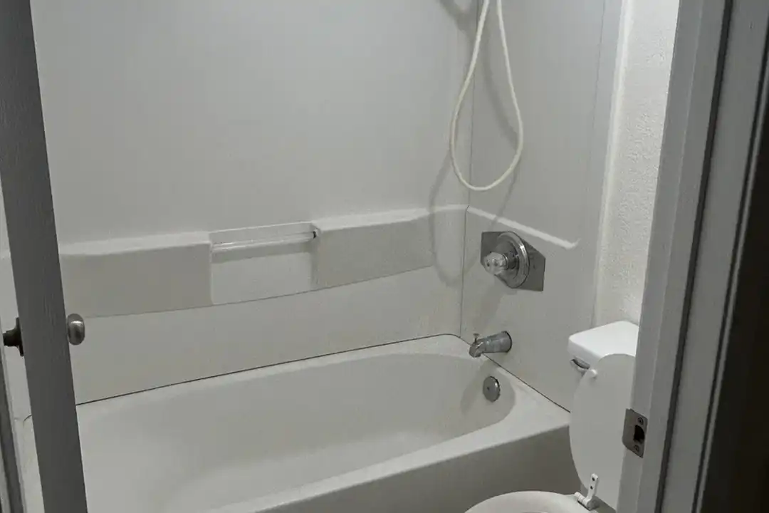 105 Pearl - View 6