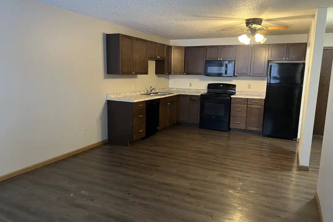 1544 E Gateway Cir S unit 104 – photo 1