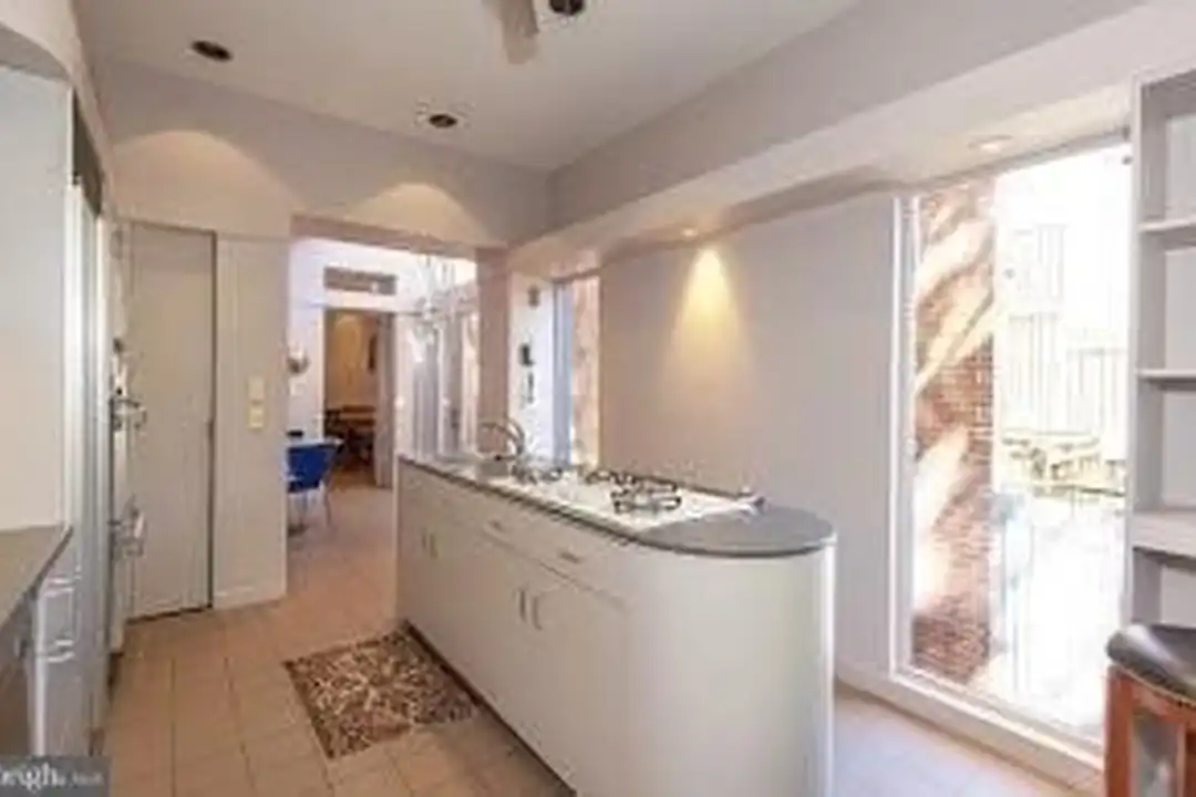 1312 R St NW #B - View 5