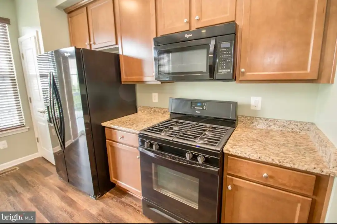 23141 Foxglove Way - View 4