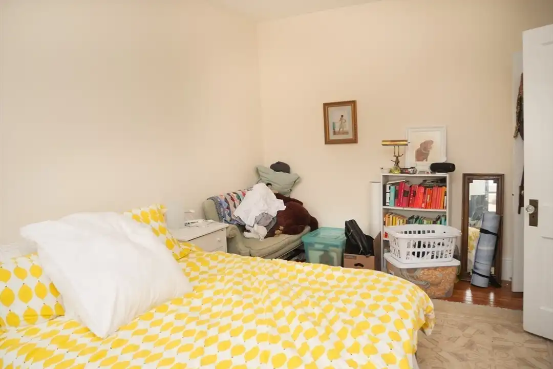 229 St Paul St unit 5 - More