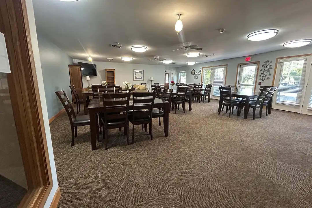 Hillcrest Senior Apartments - View 4