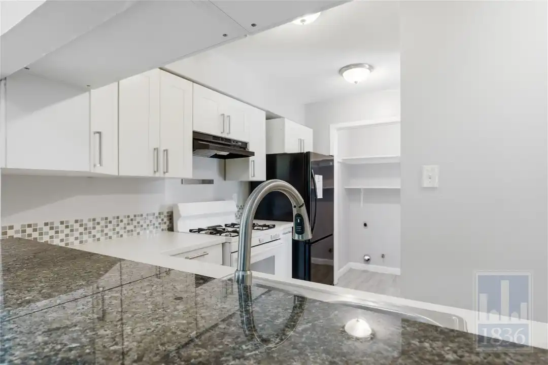 8108 Hood Cir unit B - View 6
