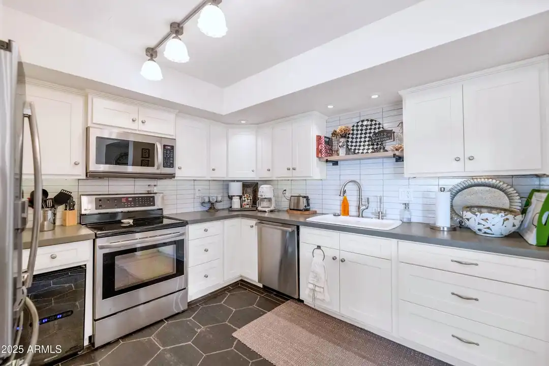 5101 N Casa Blanca Dr unit # 19 - View 6