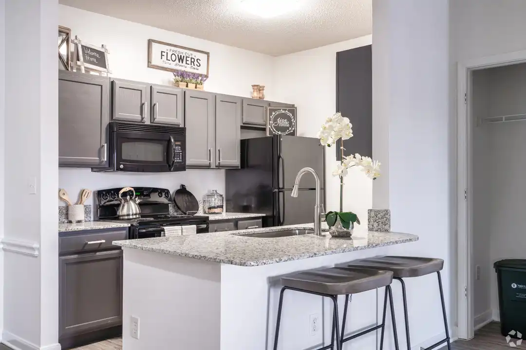 25496 Richards Rd unit WP1 - View 5
