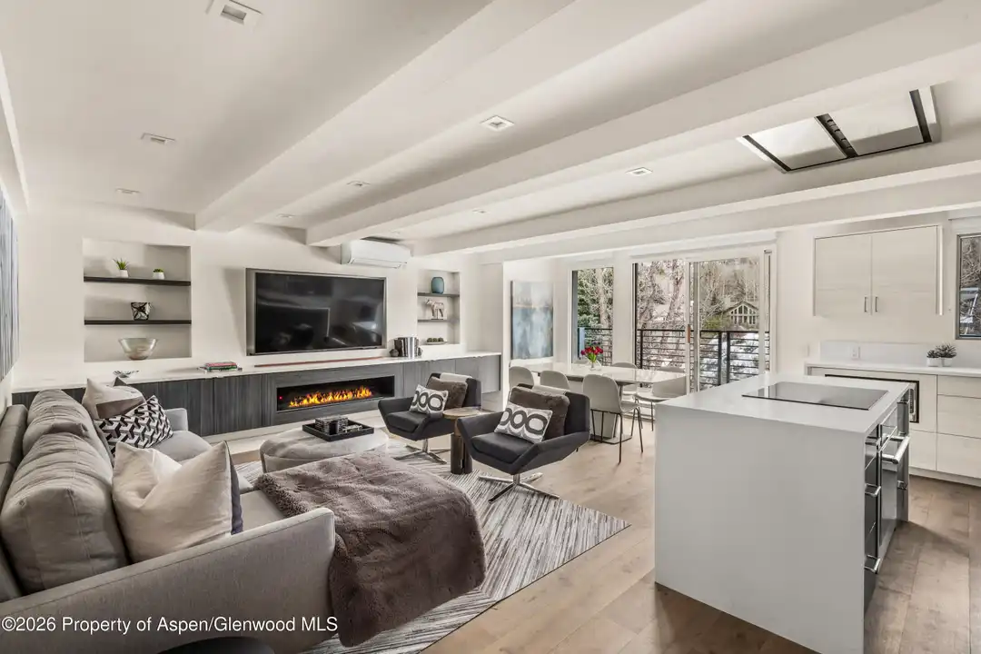 Apartment in Aspen - View 3