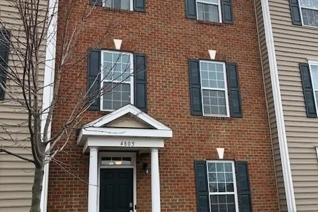 4805 Carnelian Way - View 3