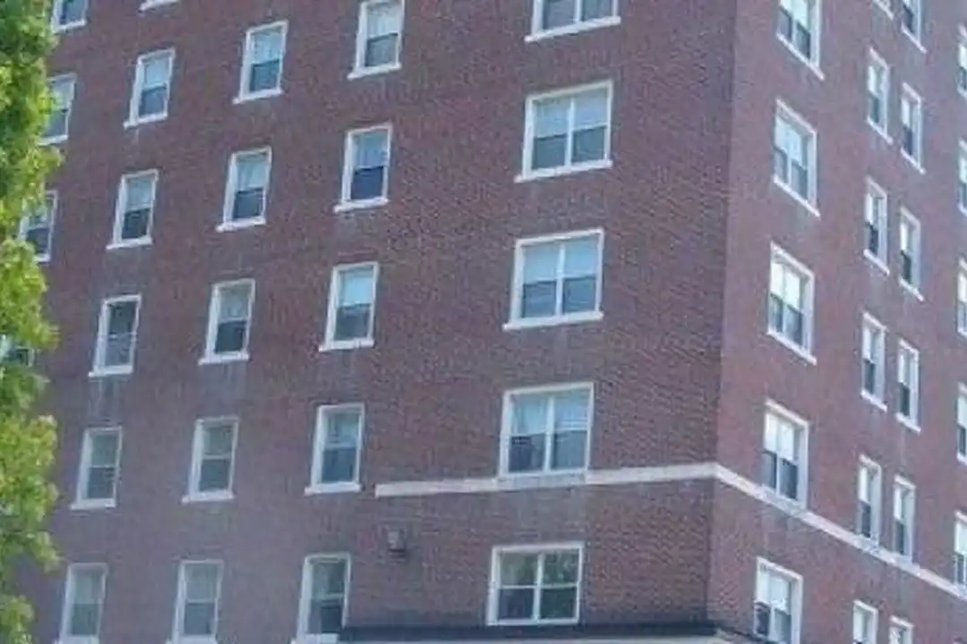 137 Harrison Ave - View 5