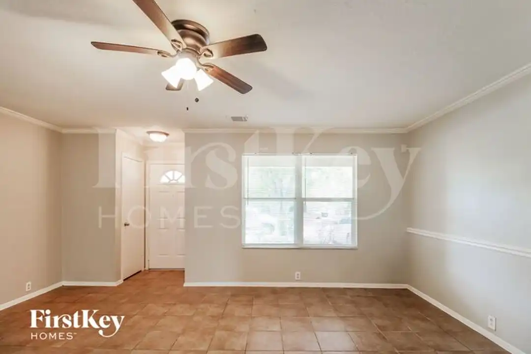 3235 Becker Glen St - View 3