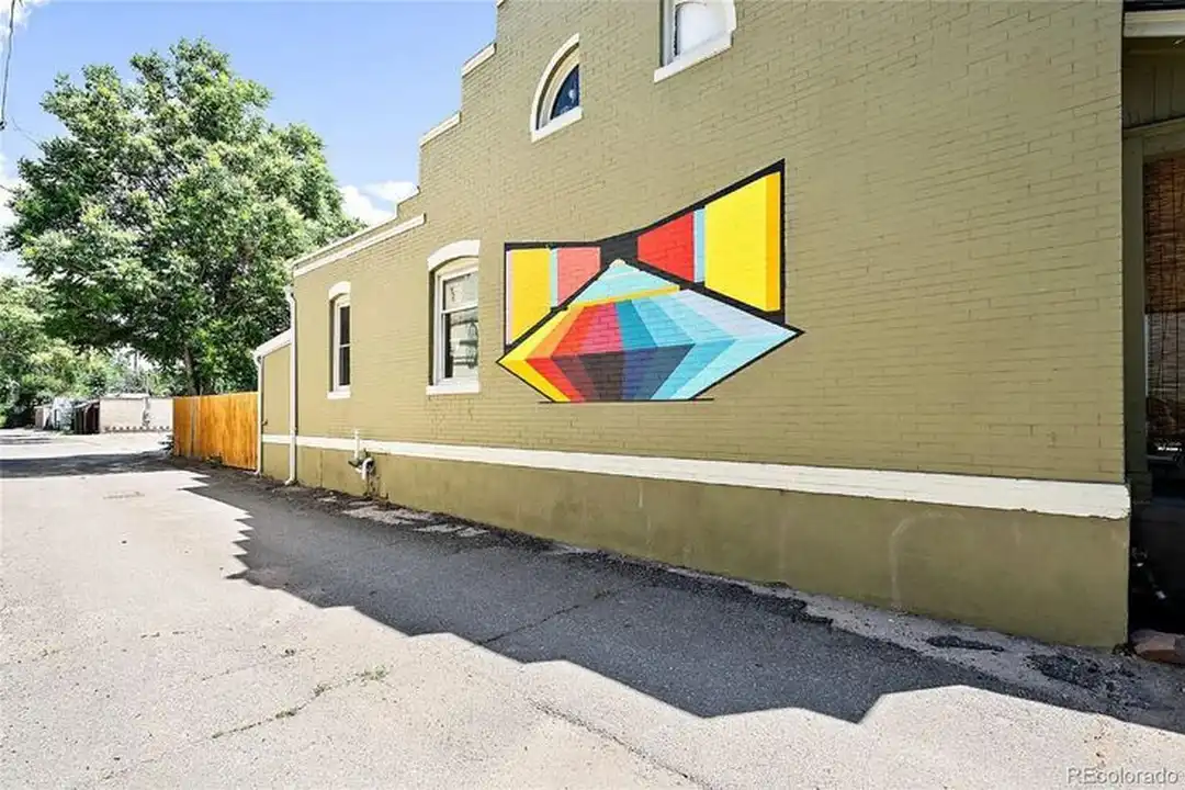 House in Denver - More