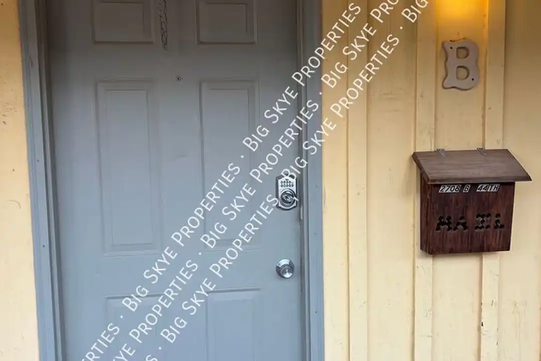 2708 44th St – photo 1