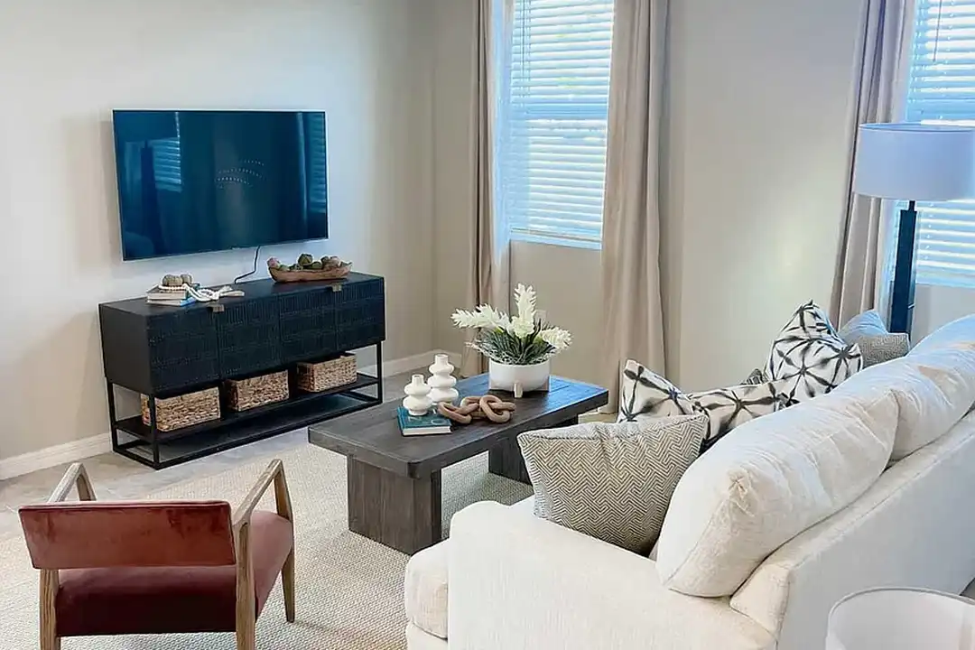 LAttitude 27 Riverview - View 2