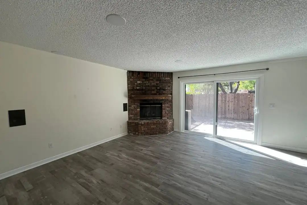 9805 El Camino Real unit # 2 - View 5