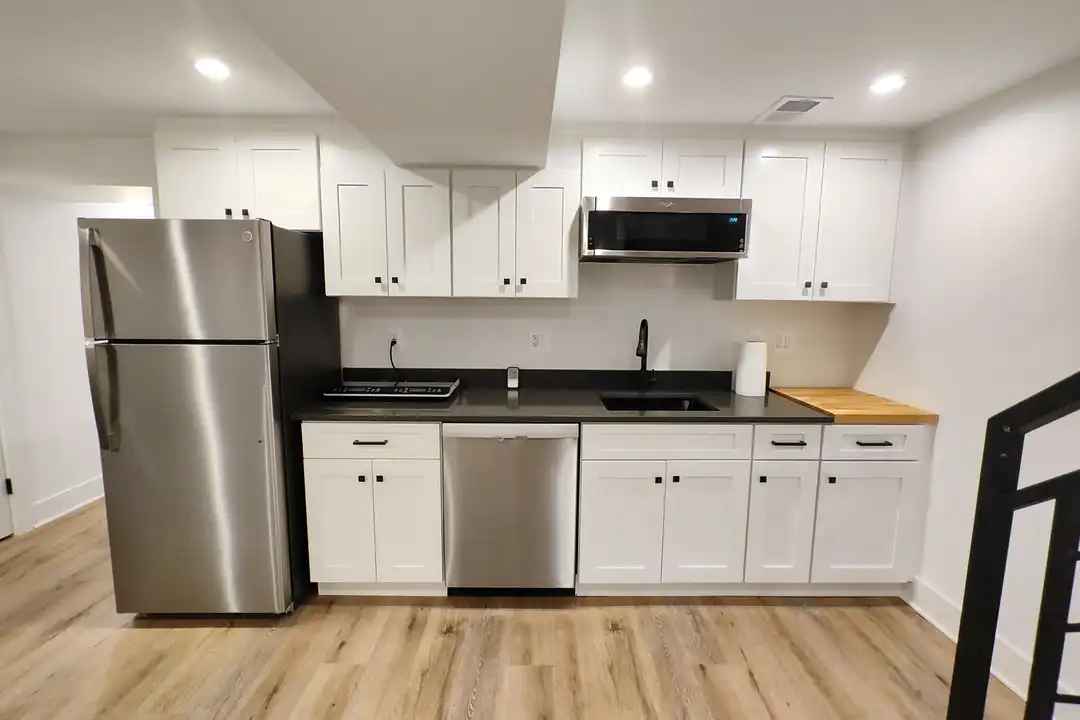 518 Buchanan St NW - View 4