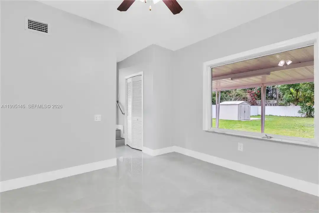 51 SW 59th Ave - View 6