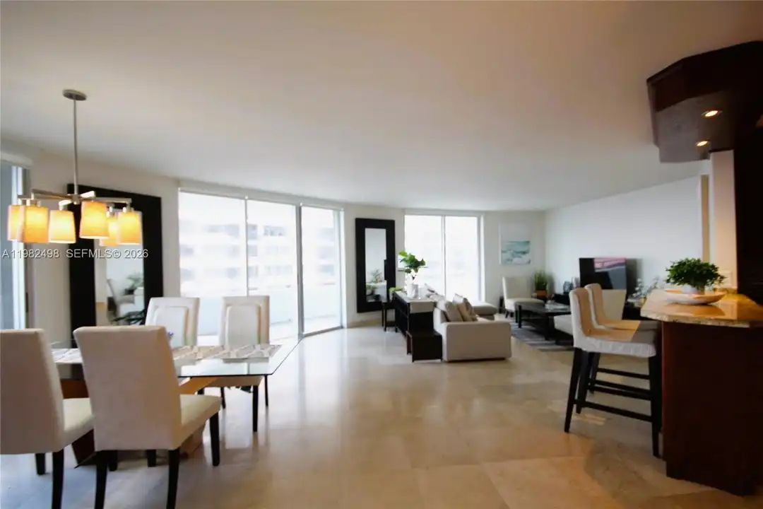 5161 Collins Ave #1004 - View 5
