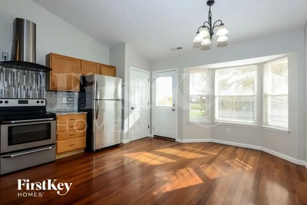 3107 Crestwell Dr - View 5