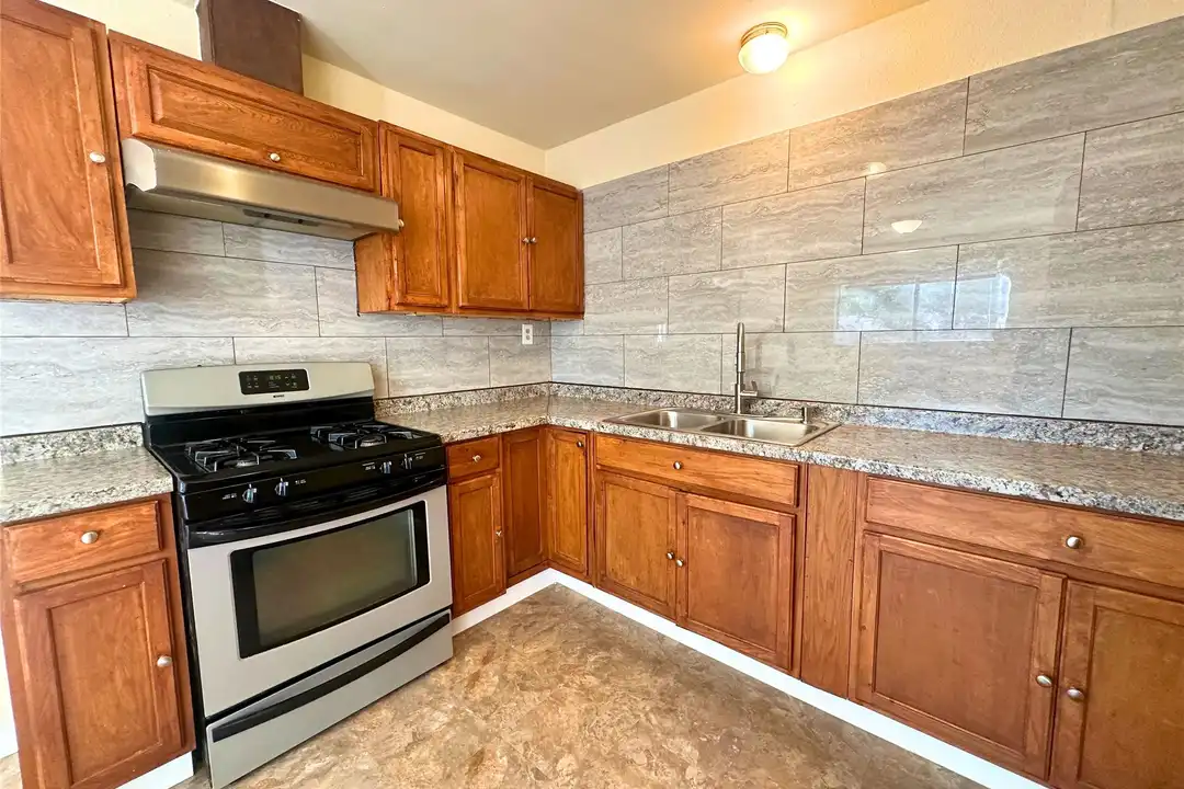 2525 Dovemeadow Dr - View 3