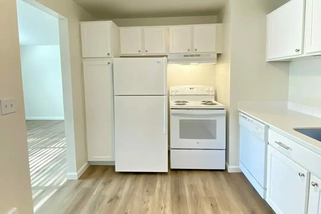 Timberlane Apartments - View 6