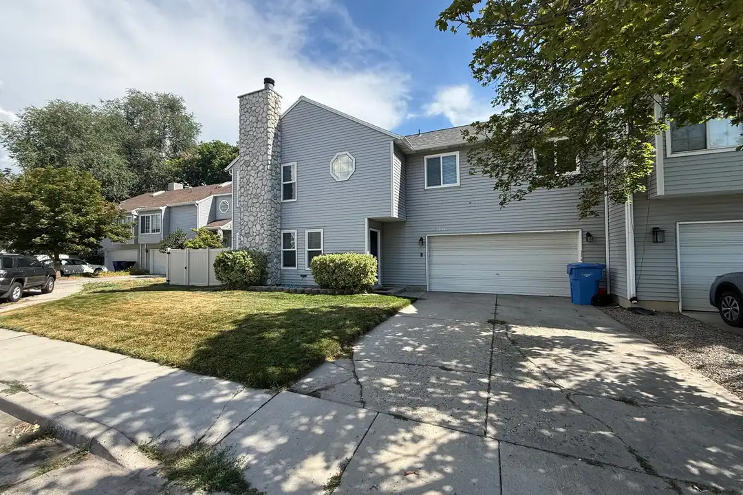 1242 Freshman Cir – photo 1