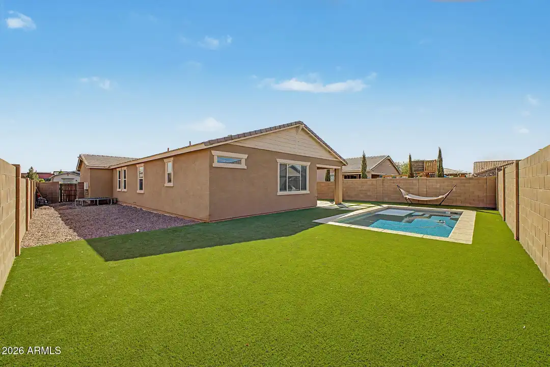 House in Queen Creek - View 3